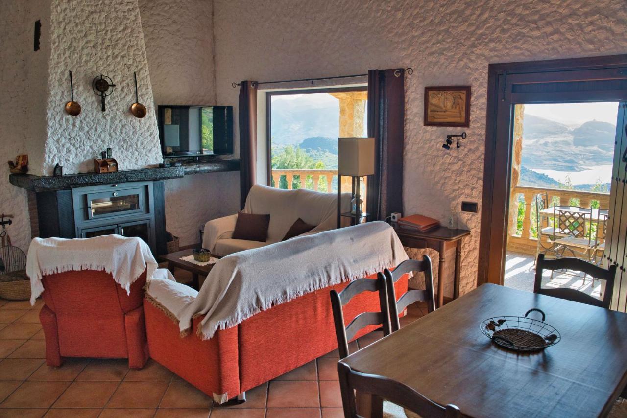 Chalet El Valle Dorado *